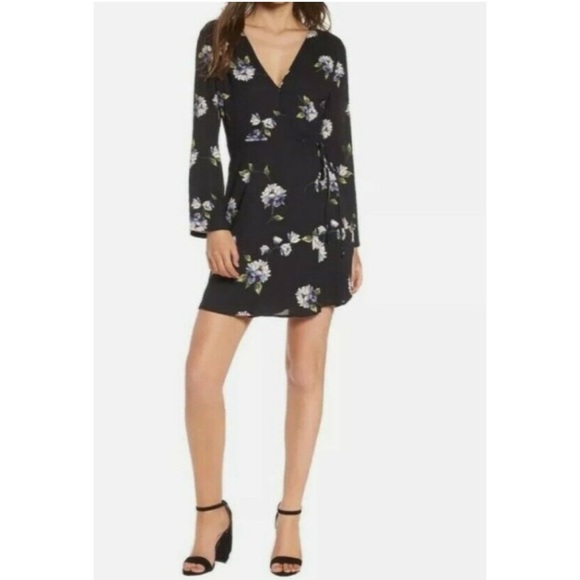 Lush Dresses & Skirts - Lush Black Floral Dress Size Small NWT